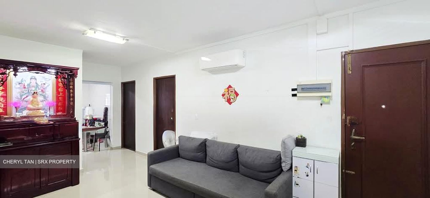 Blk 924 TAMPINES PALMSPRING (Tampines), HDB 3 Rooms #558424531